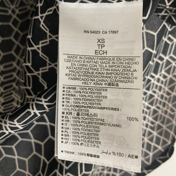 Banana Republic Petite XS Black White Geometric Blouse Long Sleeve Lightweight - Picture 4 of 9